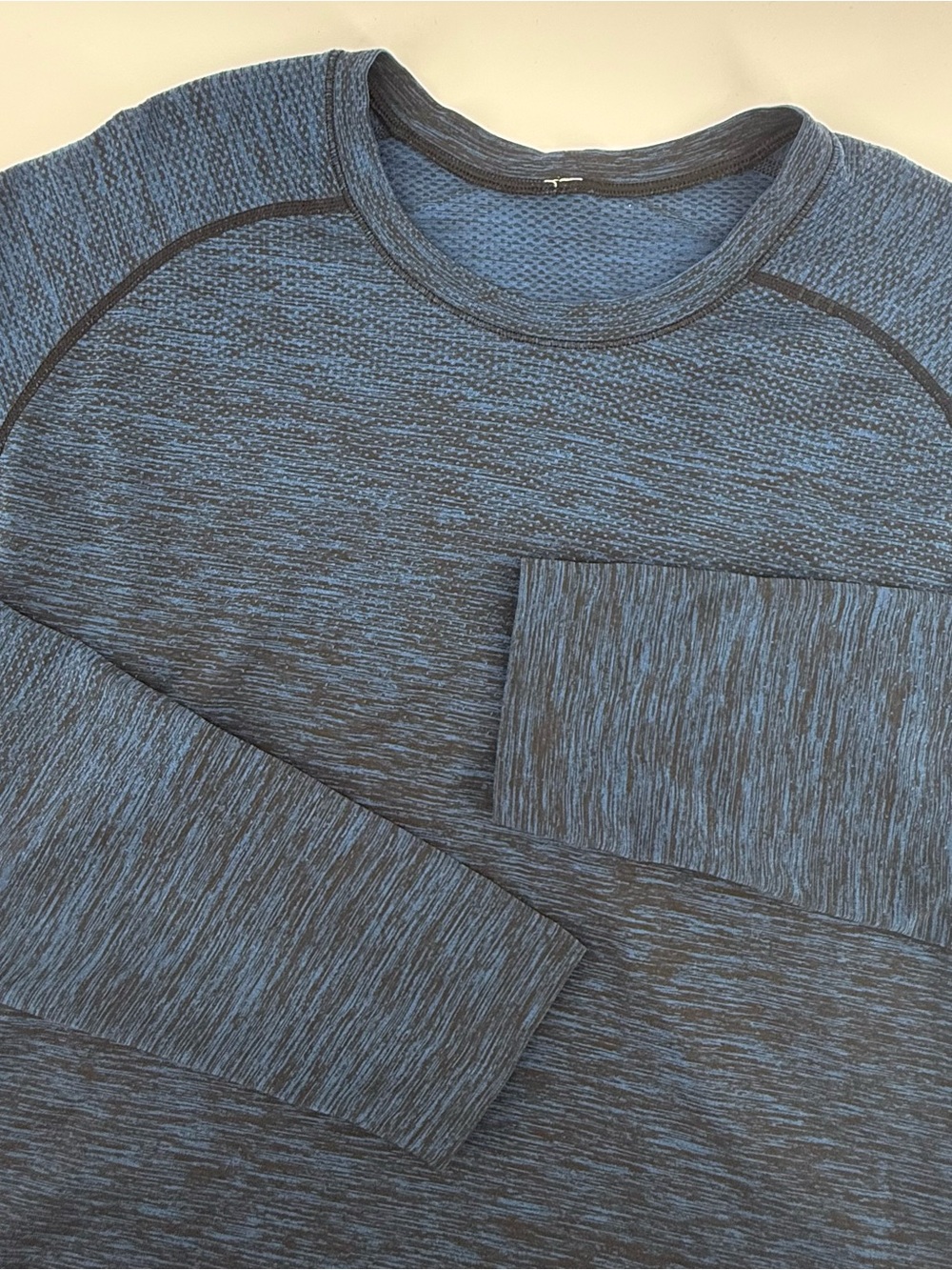 Lululemon Shirt Mens Large Blue Metal Vent Tech Long Sleeve Training Gym